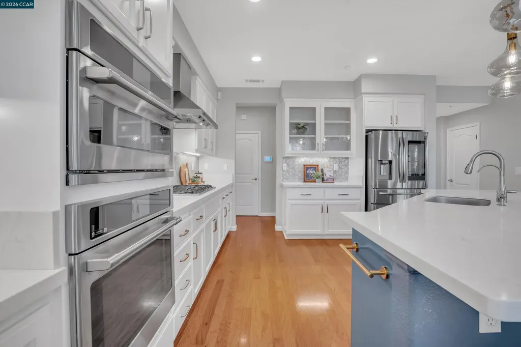 389 Roundhill Drive Brentwood CA 94513