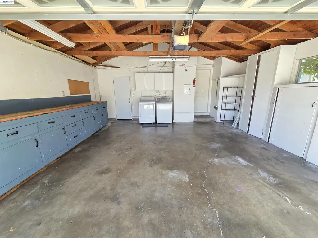 7601 Redbud Court Newark CA 94560