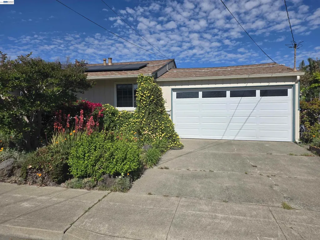 15836 Via Eduardo San Lorenzo CA 94580