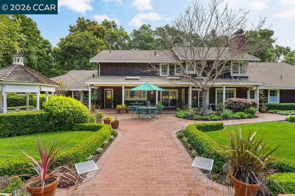 2255 Alameda Diablo Diablo CA 94528