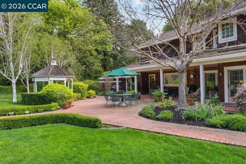 2255 Alameda Diablo Diablo CA 94528