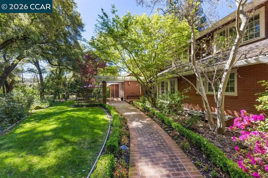 2255 Alameda Diablo Diablo CA 94528