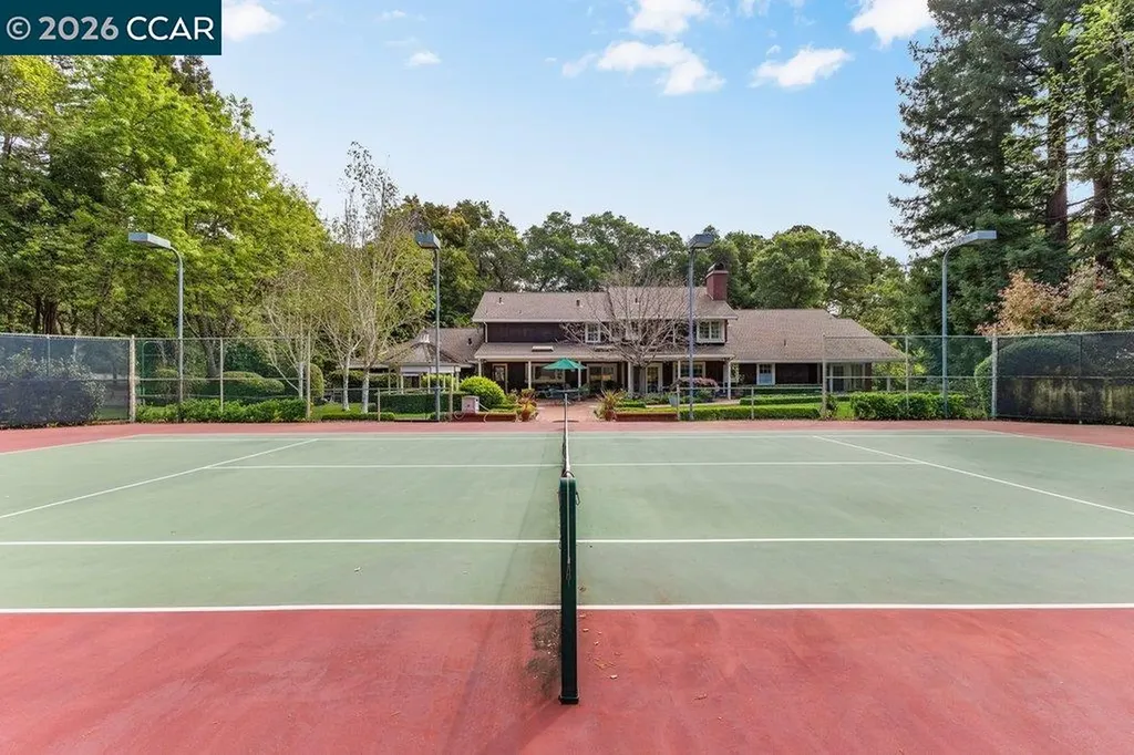 2255 Alameda Diablo Diablo CA 94528