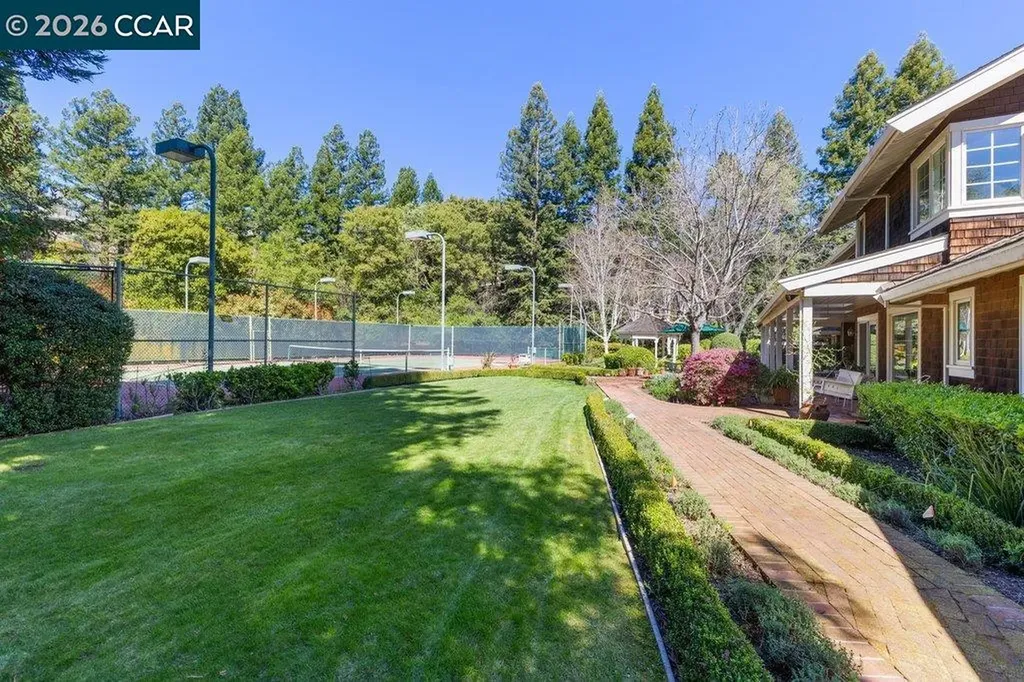 2255 Alameda Diablo Diablo CA 94528