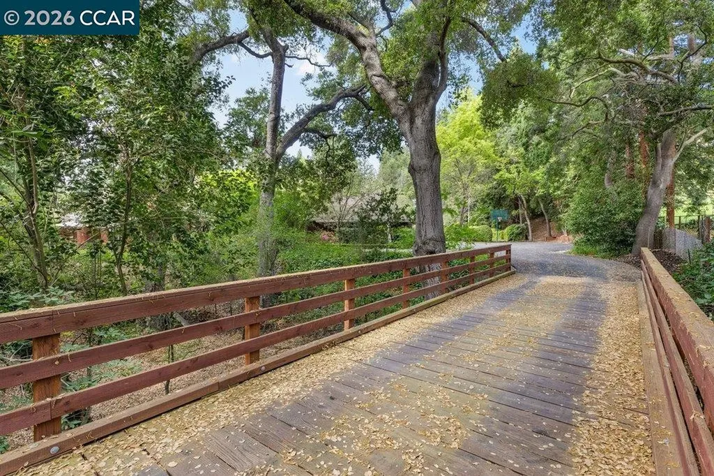 2255 Alameda Diablo Diablo CA 94528