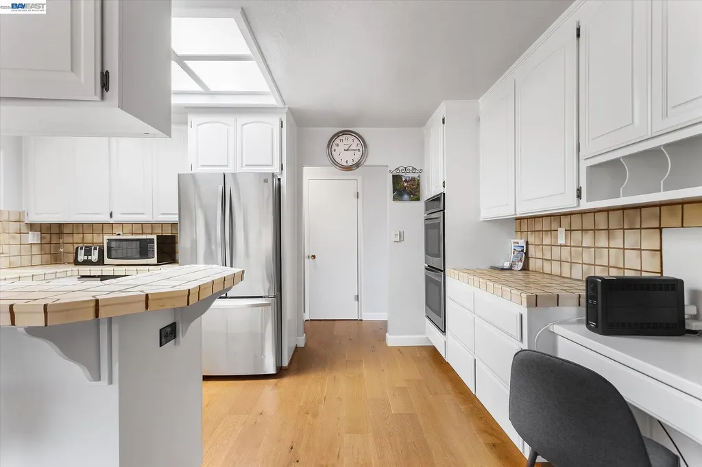 24805 Canyon View Court Hayward CA 94541