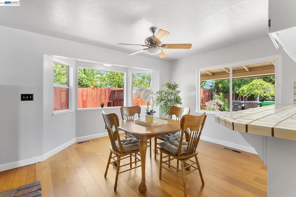 24805 Canyon View Court Hayward CA 94541