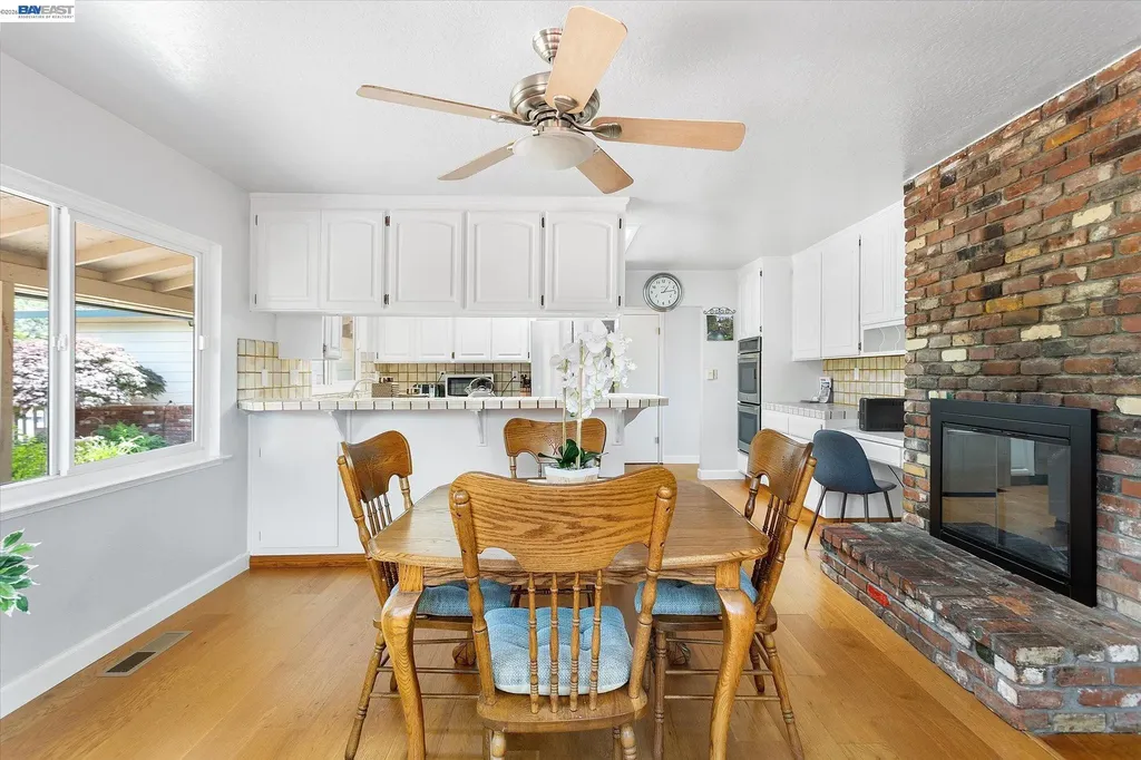 24805 Canyon View Court Hayward CA 94541