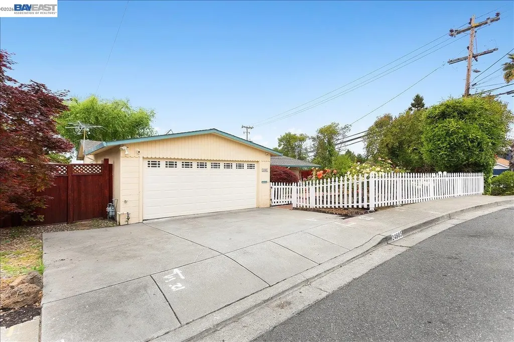 24805 Canyon View Court Hayward CA 94541