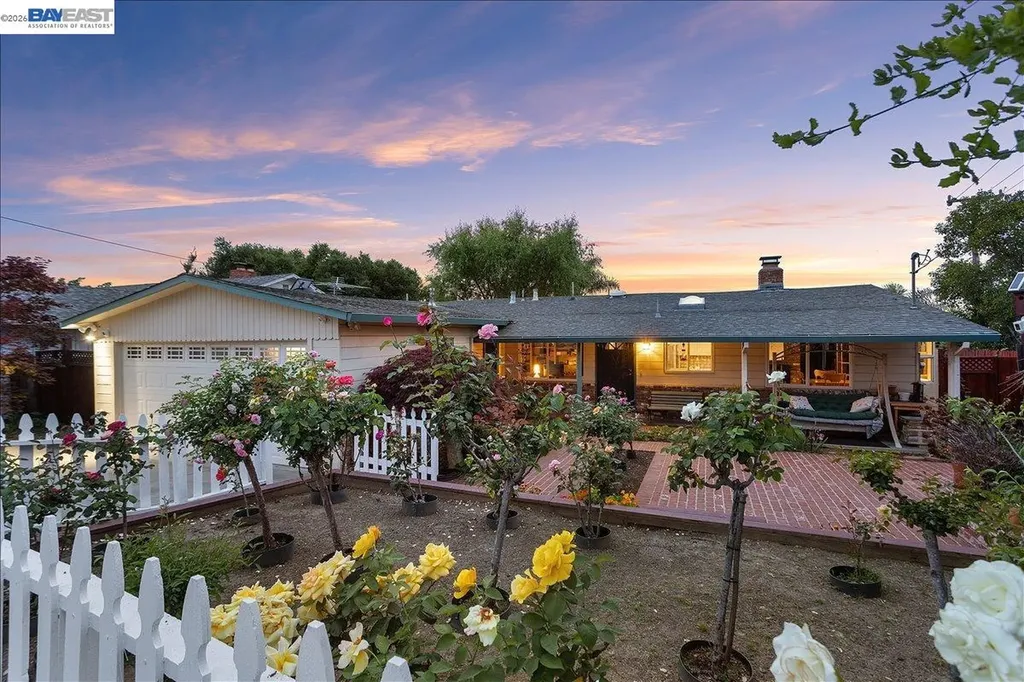 24805 Canyon View Court Hayward CA 94541