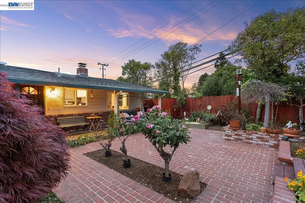 24805 Canyon View Court Hayward CA 94541