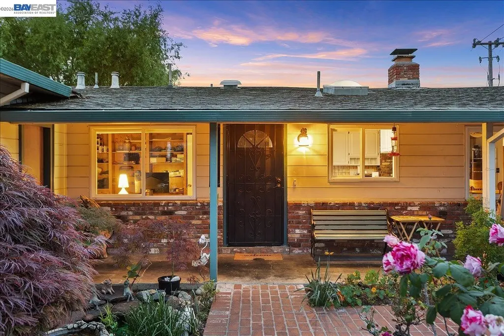 24805 Canyon View Court Hayward CA 94541