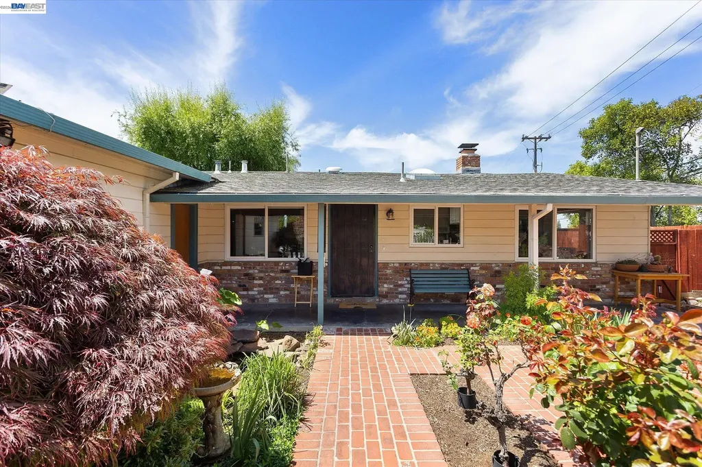 24805 Canyon View Court Hayward CA 94541