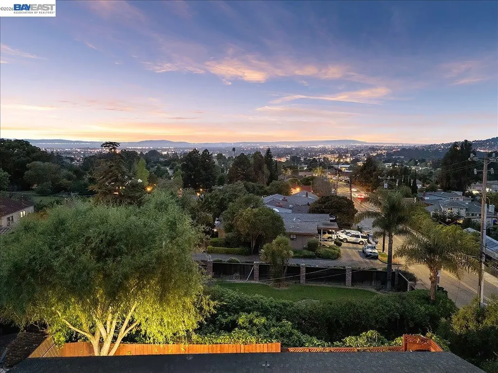 24805 Canyon View Court Hayward CA 94541