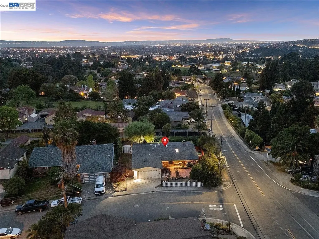 24805 Canyon View Court Hayward CA 94541
