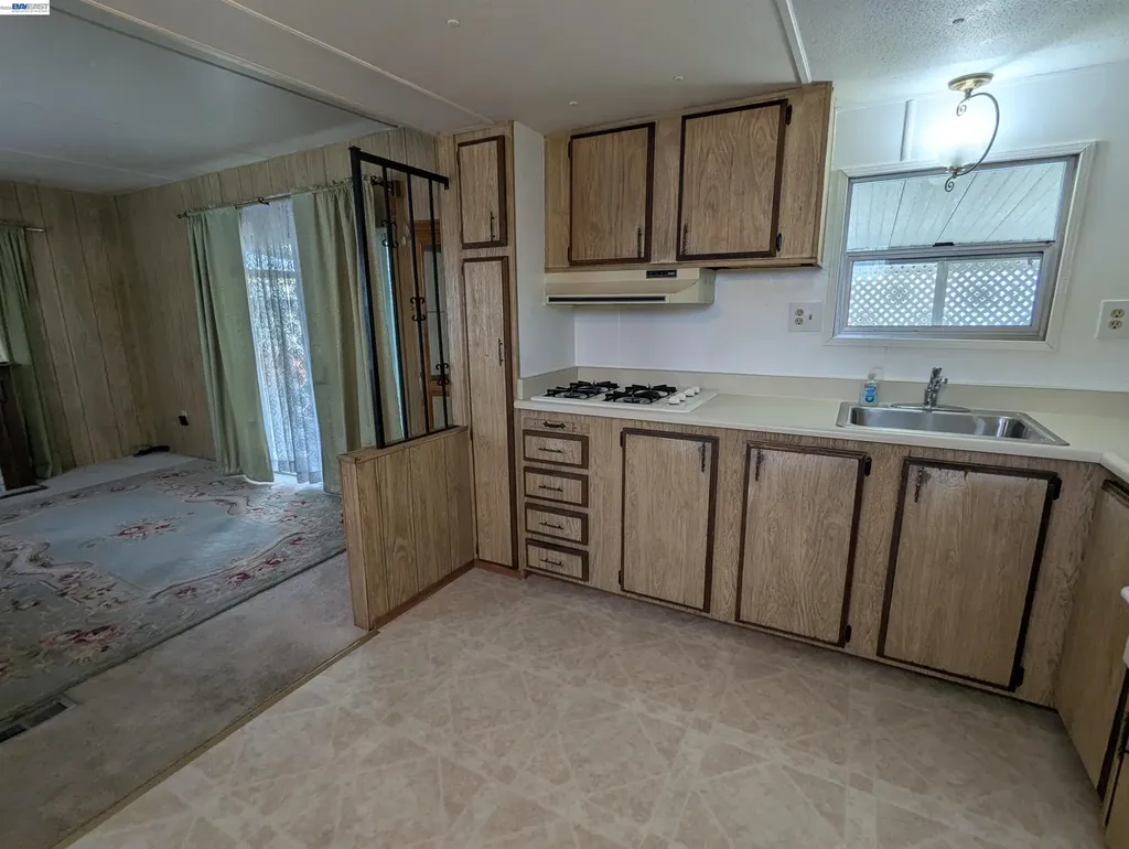 3913 Castro Valley Boulevard Castro Valley CA 94546