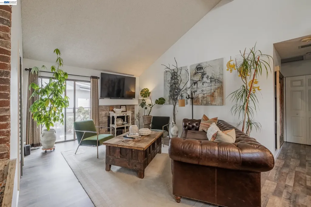 6382 Buena Vista Drive Newark CA 94560