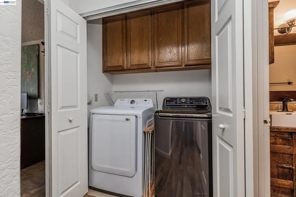 6382 Buena Vista Drive Newark CA 94560
