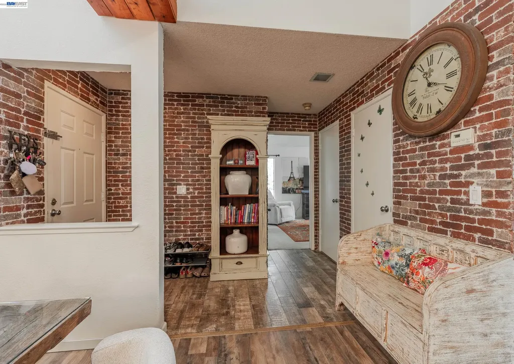 6382 Buena Vista Drive Newark CA 94560