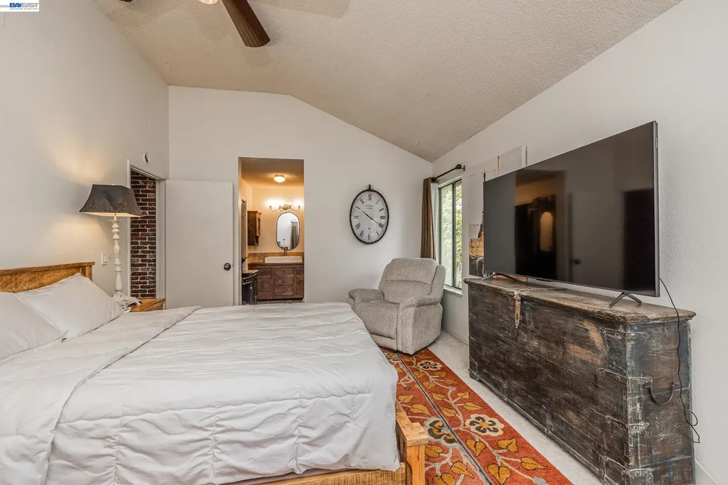 6382 Buena Vista Drive Newark CA 94560