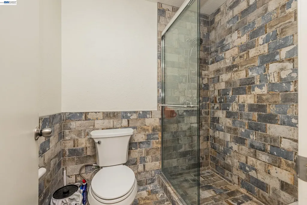 6382 Buena Vista Drive Newark CA 94560
