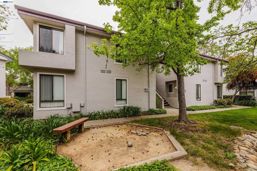 6382 Buena Vista Drive Newark CA 94560