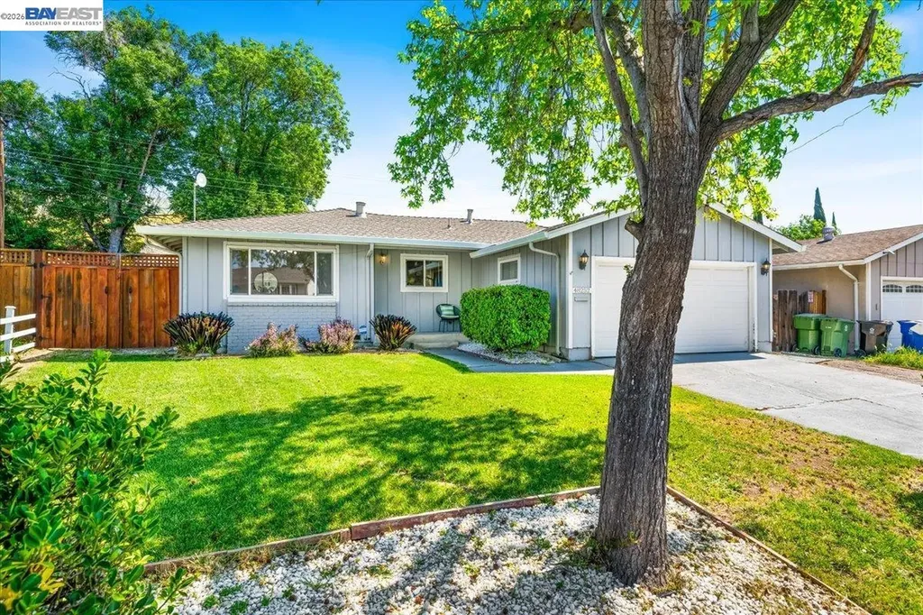 48252 Cottonwood Street Fremont CA 94539