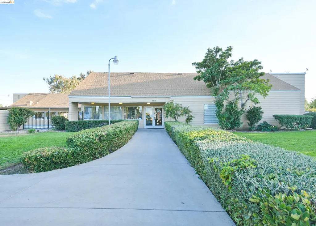 14 Del Rio Pittsburg CA 94565