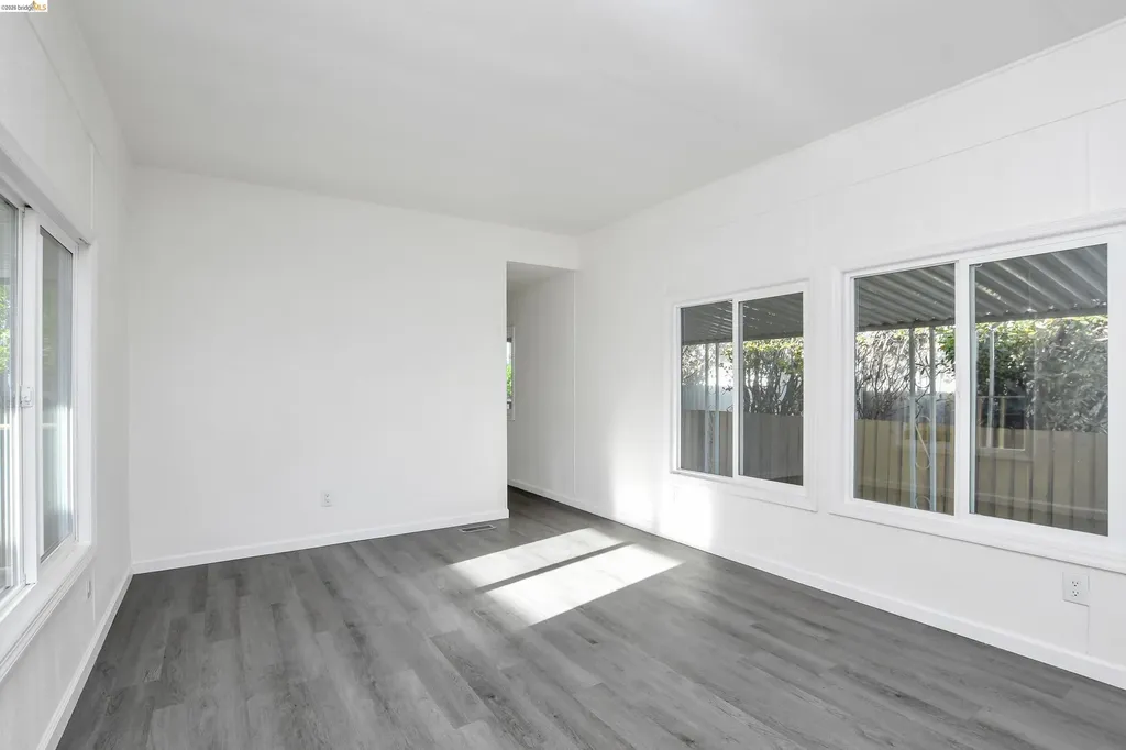 14 Del Rio Pittsburg CA 94565