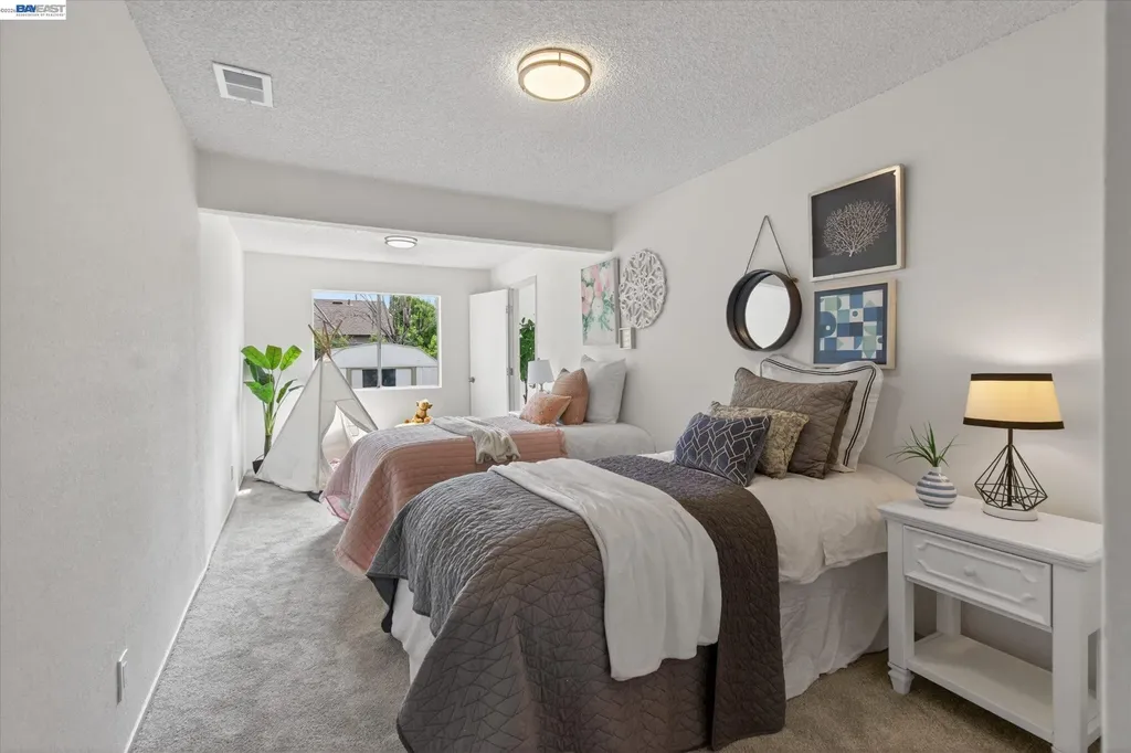 910 Miller Avenue Vallejo CA 94591
