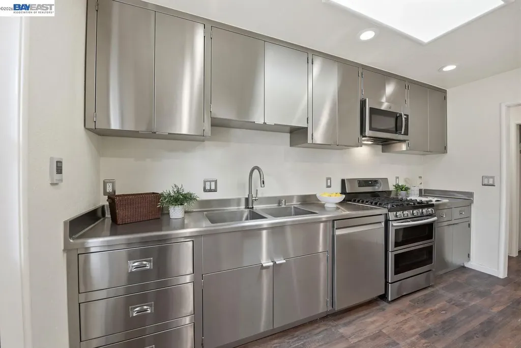 4754 Hazelwood Avenue Fremont CA 94536