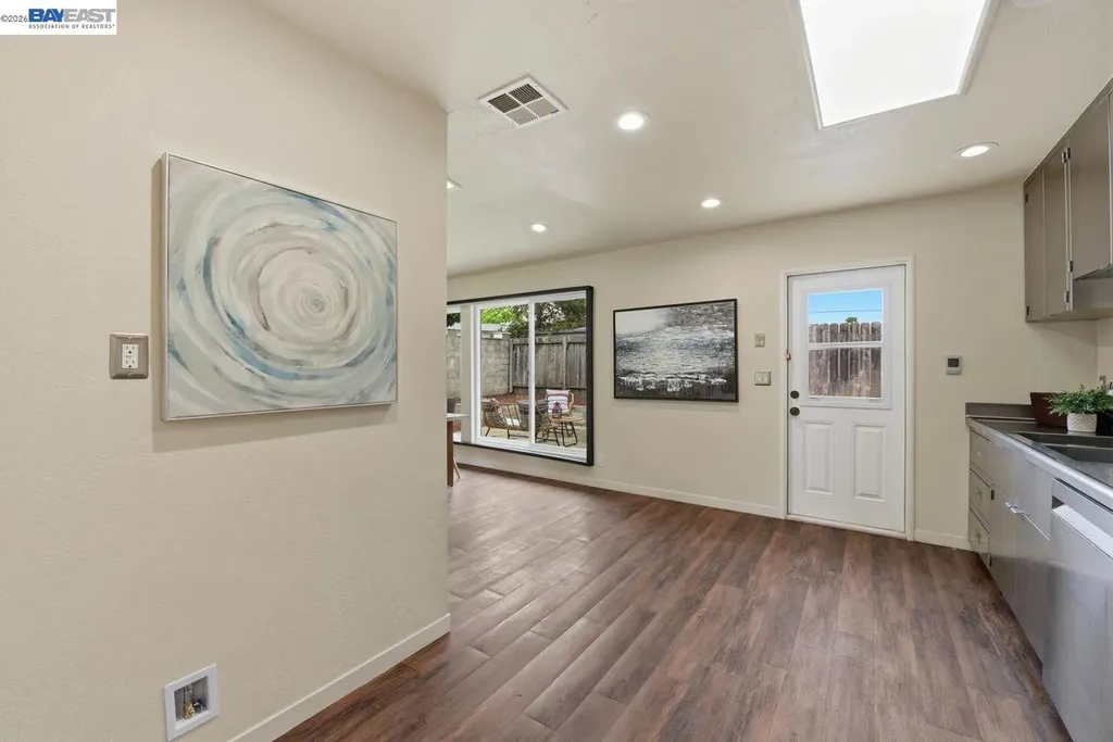 4754 Hazelwood Avenue Fremont CA 94536