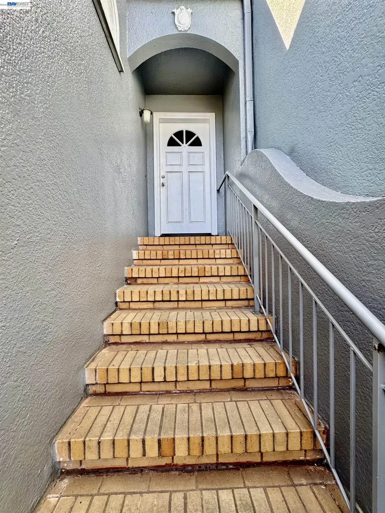 319 Plymouth Avenue San Francisco CA 94112