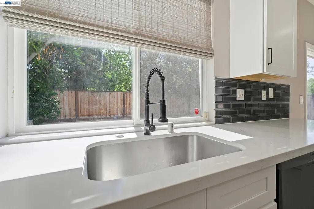1184 Shadowcliff Court Brentwood CA 94513