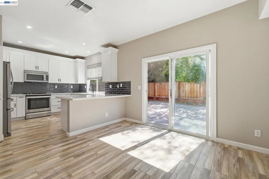1184 Shadowcliff Court Brentwood CA 94513