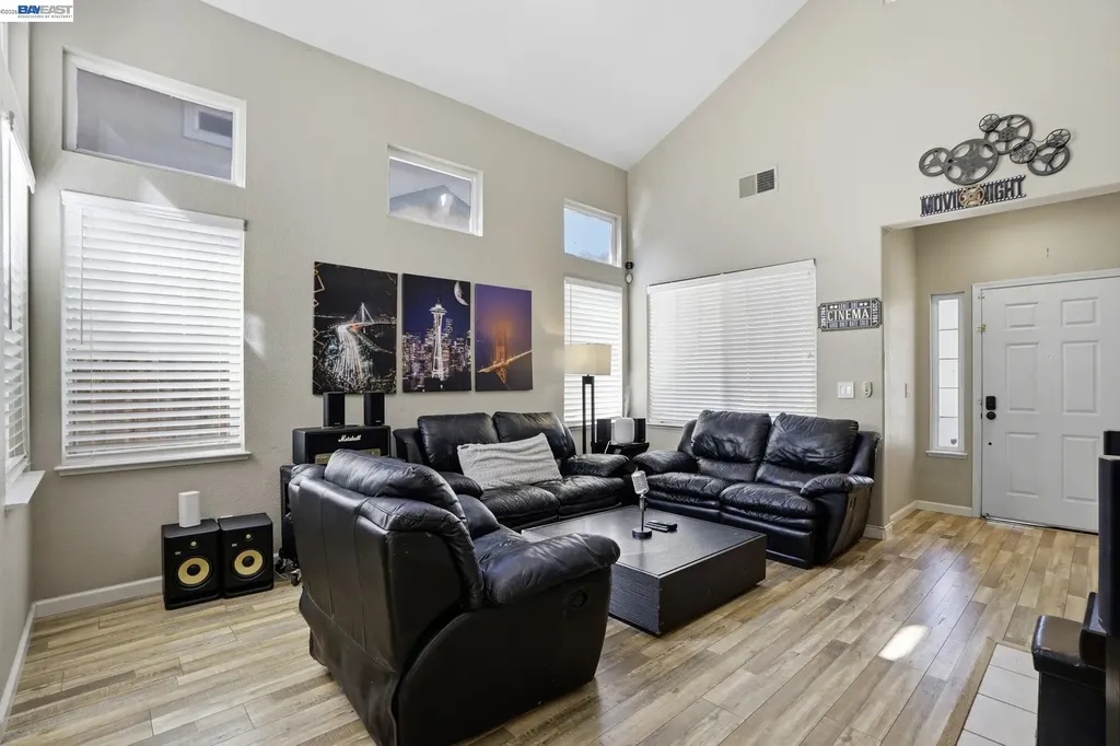 1184 Shadowcliff Court Brentwood CA 94513