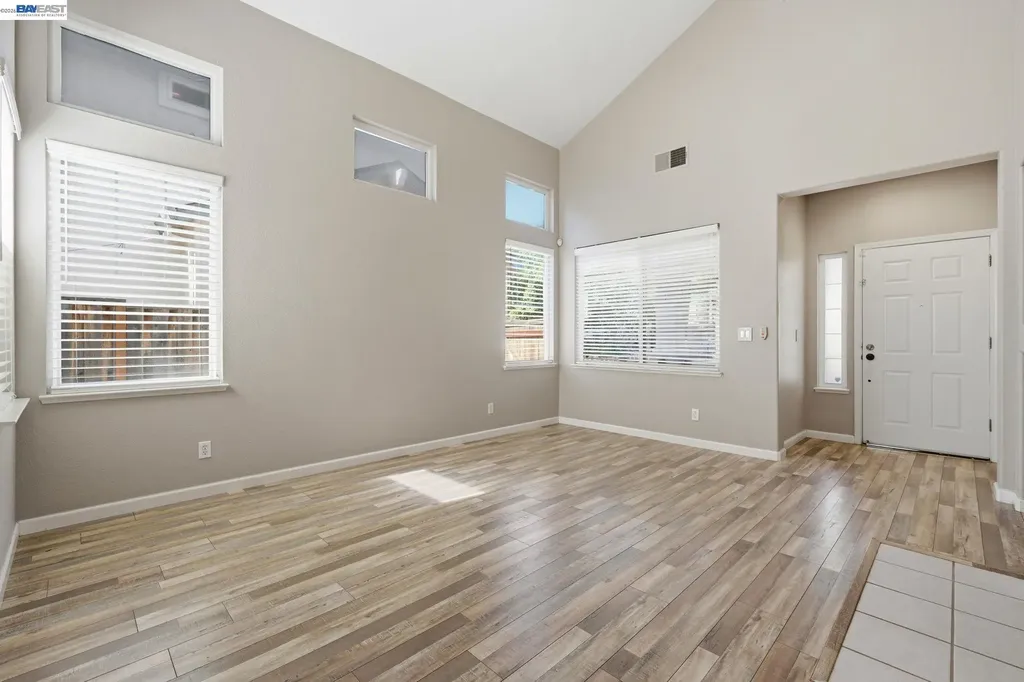 1184 Shadowcliff Court Brentwood CA 94513