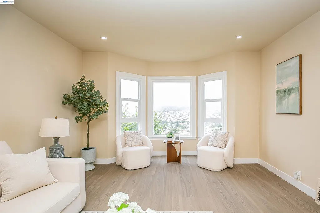 224 Shields Street San Francisco CA 94132