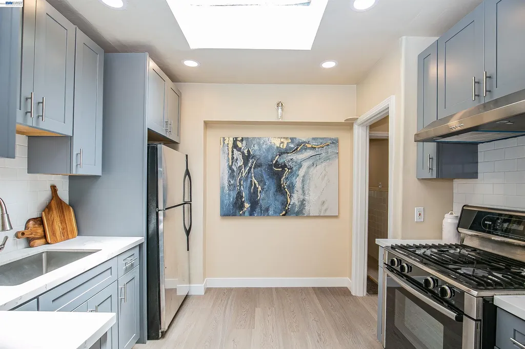 224 Shields Street San Francisco CA 94132