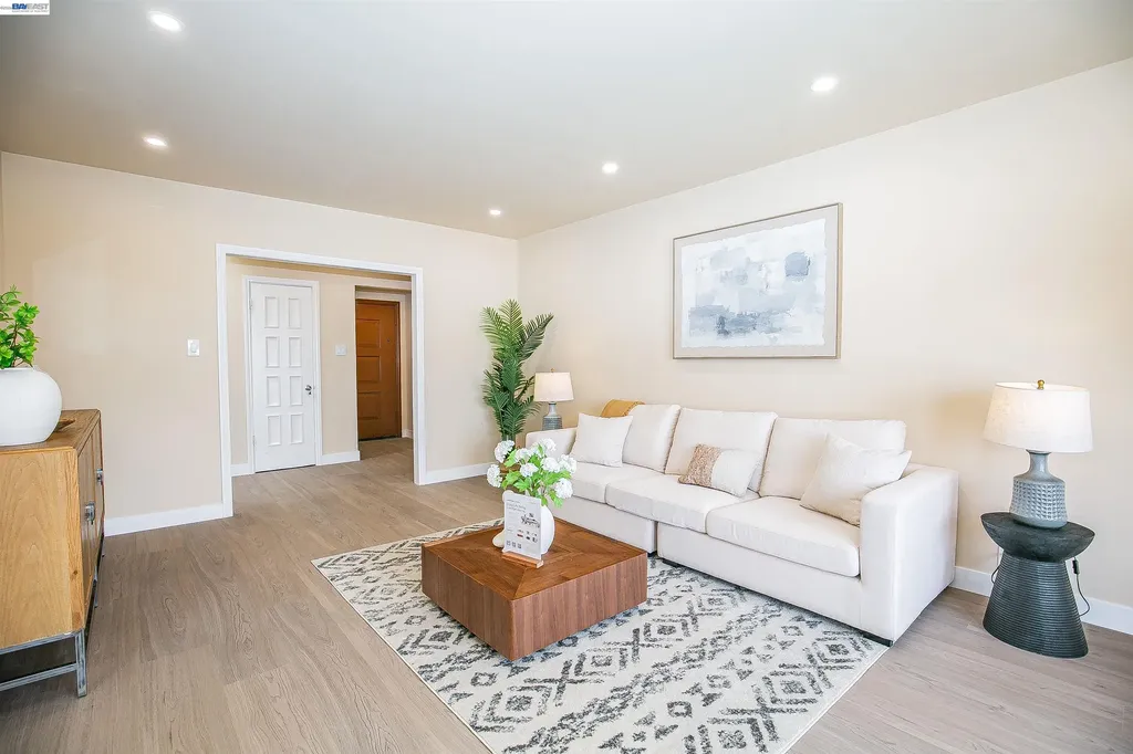 224 Shields Street San Francisco CA 94132