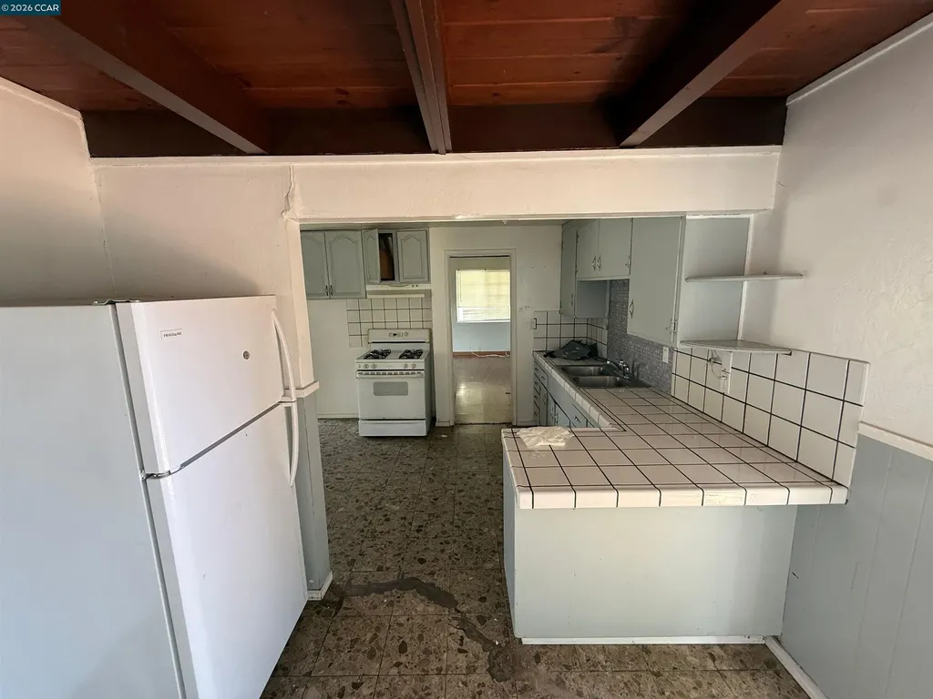 1810 Acapulco Drive San Pablo CA 94806
