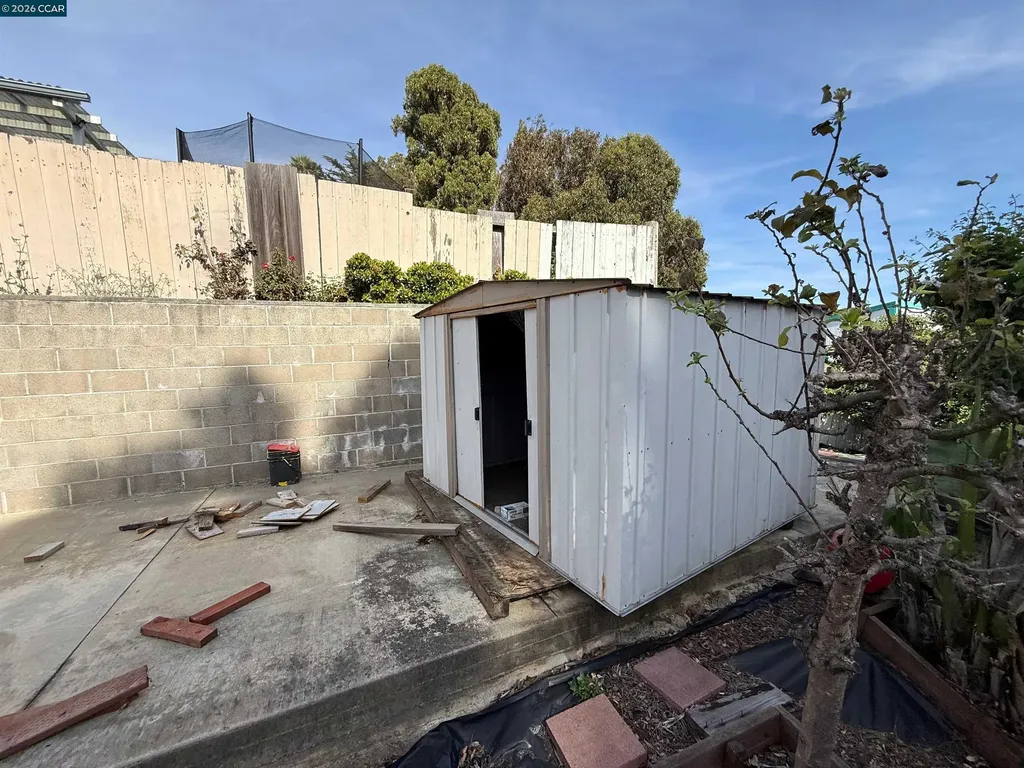 1810 Acapulco Drive San Pablo CA 94806