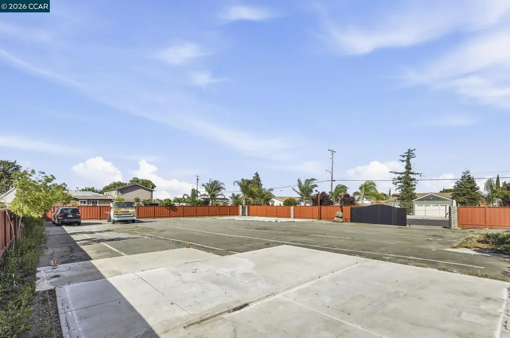 201 Solano Avenue Bay Point CA 94565