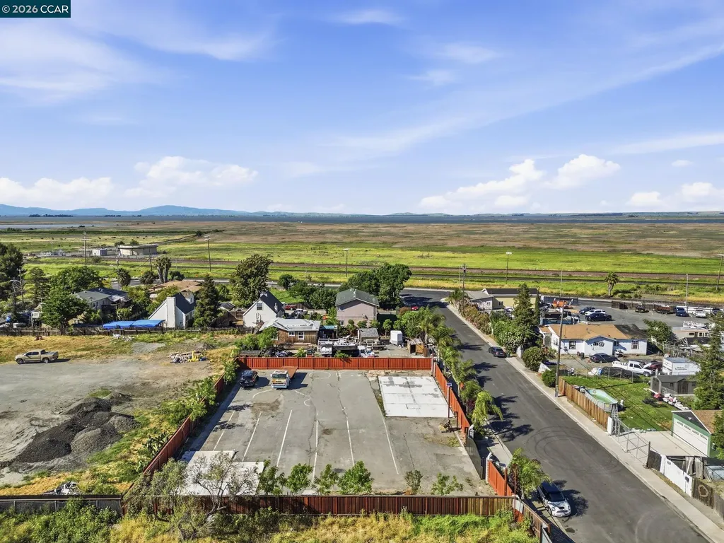 201 Solano Avenue Bay Point CA 94565