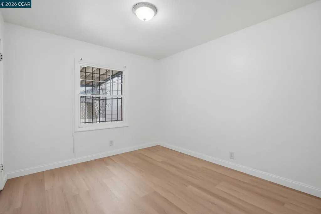 6719 Eastlawn Street Oakland CA 94621