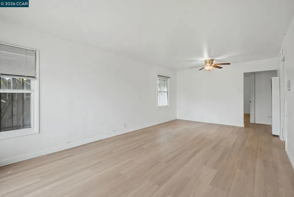6719 Eastlawn Street Oakland CA 94621