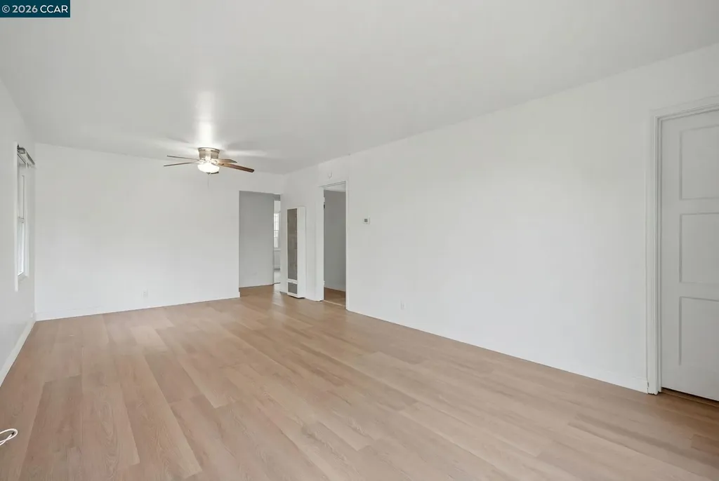 6719 Eastlawn Street Oakland CA 94621