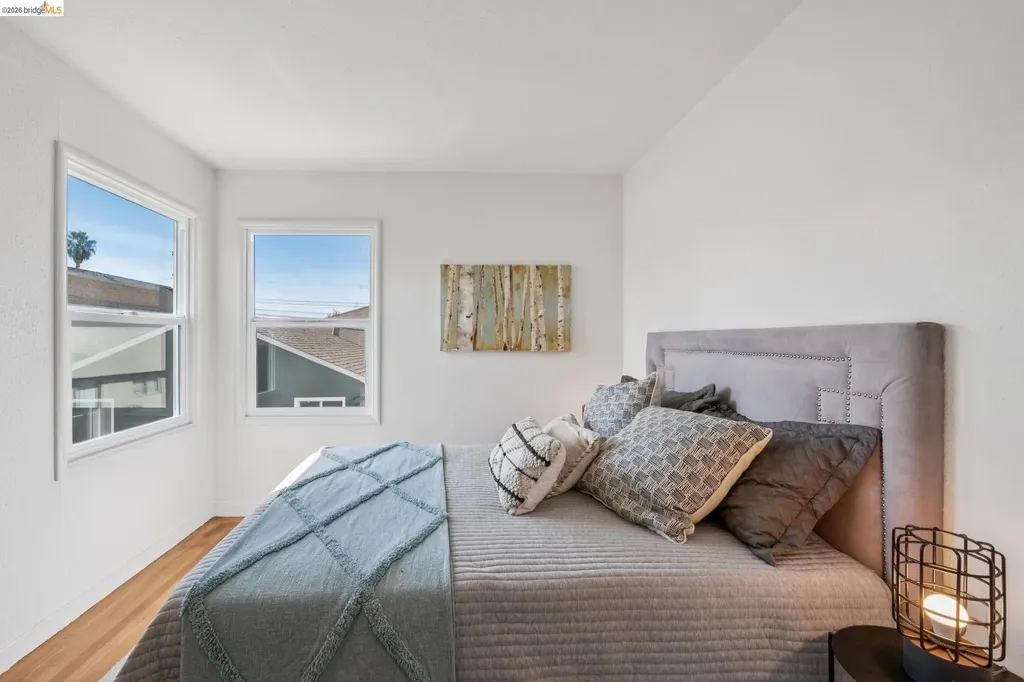 3239 Briggs Avenue Alameda CA 94501