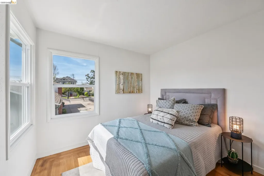 3239 Briggs Avenue Alameda CA 94501