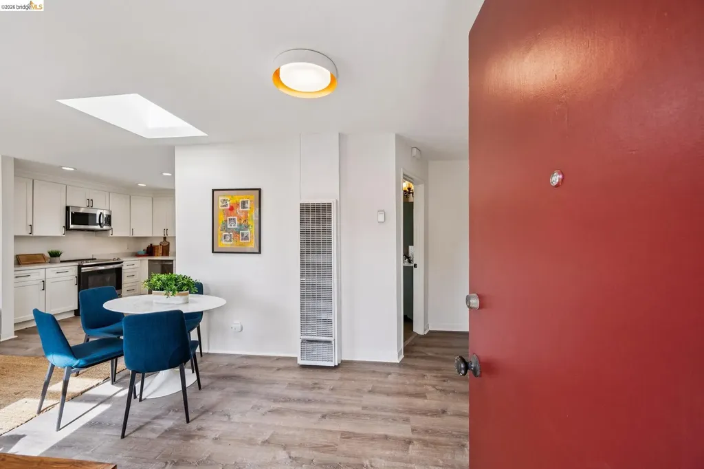 3239 Briggs Avenue Alameda CA 94501